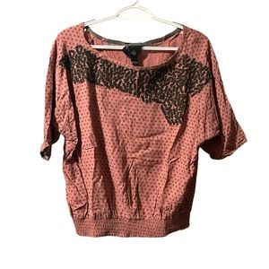 ❤️ NÜ Dennark Embroidered Asymmetrical Style Top